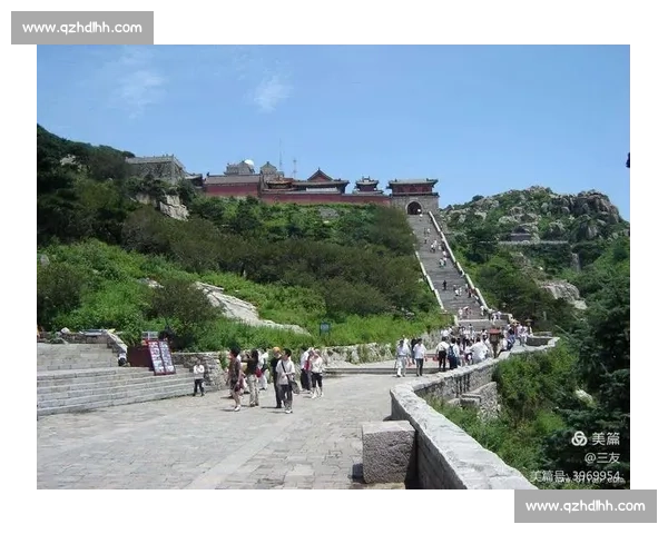 泰山登山赛燃情启幕：万人同跳 12 分钟专属热身操